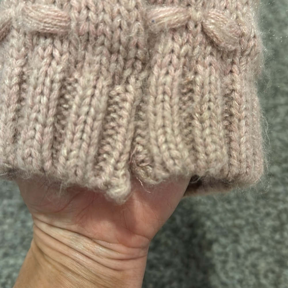 Winter hats - Picture 4 of 4